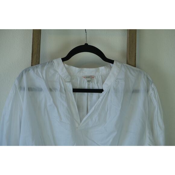 Guess Cropped Long Sleeve Flowy SemiSheer White Blouse Size XL Pirate Smock - Picture 2 of 5